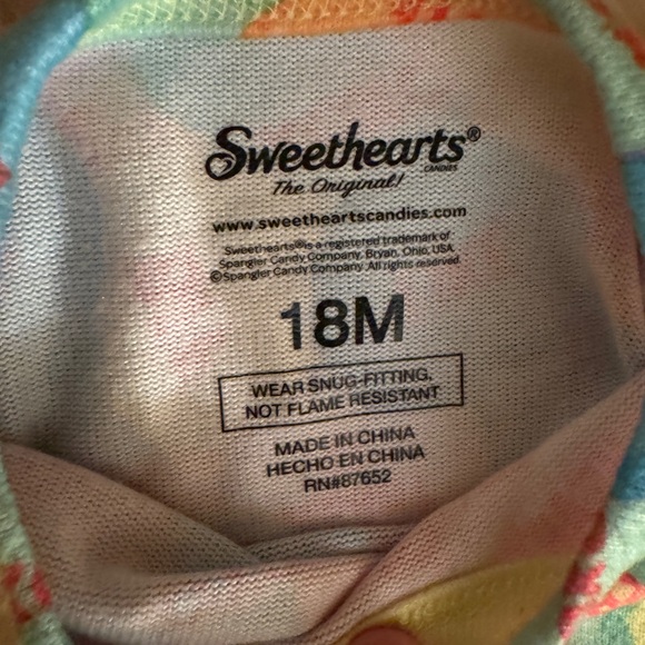 Toddler Conversation Heart Valentine’s Day Pajamas 18 months - Picture 2 of 4